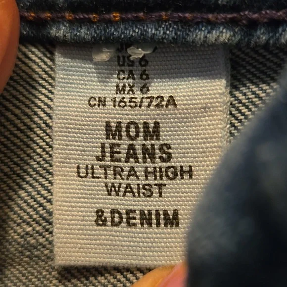 & Denim | Mom Jeans Ultra High Waist Size 6 - Picture 4 of 6